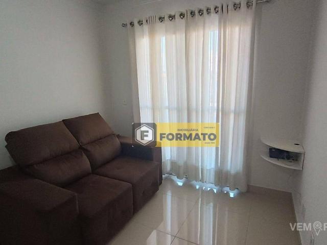 Apartamento com 2 Quartos para Alugar por R$ 1.750/mês