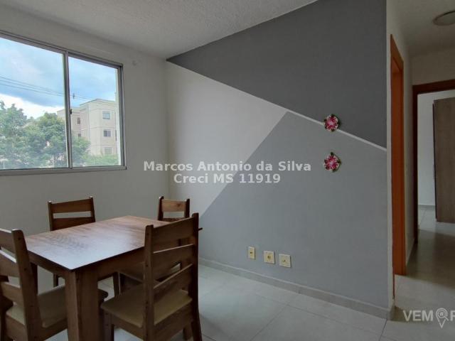 Apartamento com 2 Quartos para Alugar por R$ 1.750/mês