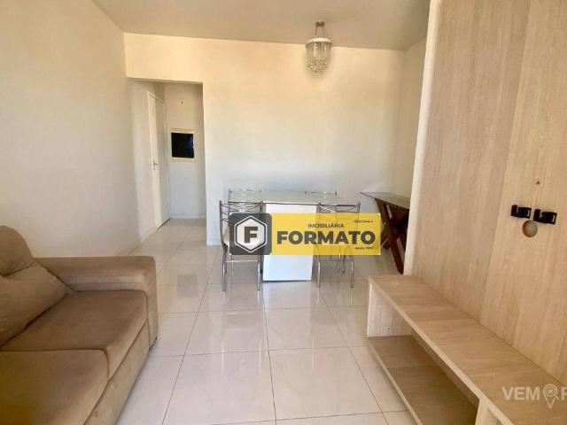 Apartamento com 2 Quartos para Alugar por R$ 2.300/mês