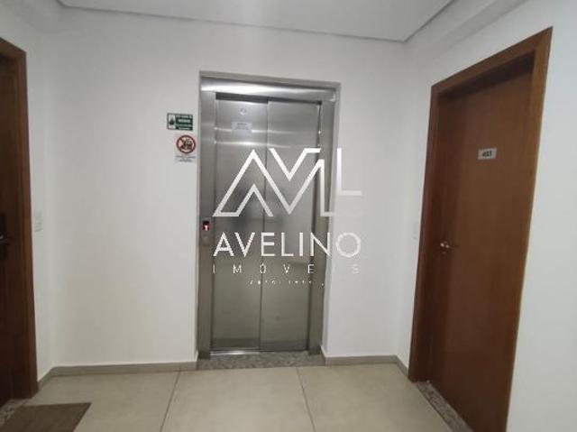 Apartamento com 2 Quartos para Alugar por R$ 2.500/mês