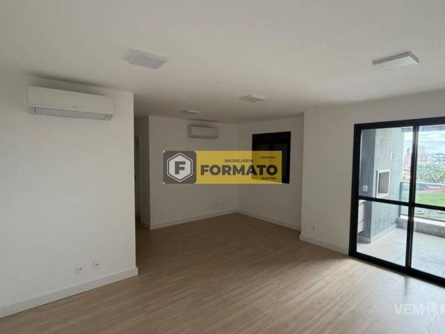 Apartamento com 2 Quartos para Alugar por R$ 3.500/mês