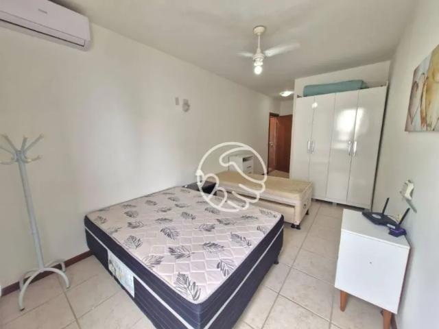 Apartamento com 2 quartos para alugar temporada na Enseada Azul em Guarapari/ES é nas Imobiliárias I