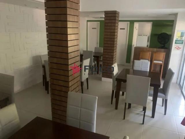 Apartamento com 2 Quartos para alugar, 52m² Urbanova