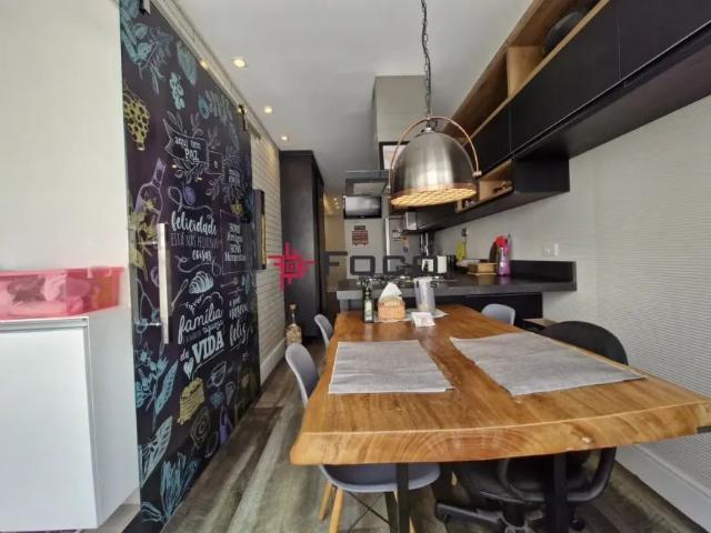 Apartamento com 2 Quartos para alugar, 77m² Condomínio Royal Park