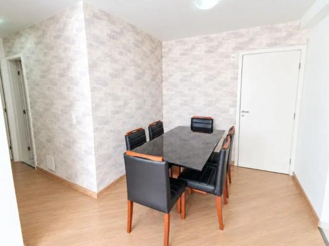 Apartamento com 2 quartos para alugar, 70.00 m2 por R$3100.00 Portao Curitiba/PR