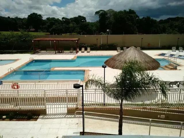 Apartamento com 2 Quartos para alugar, 70m² Vila do Golf