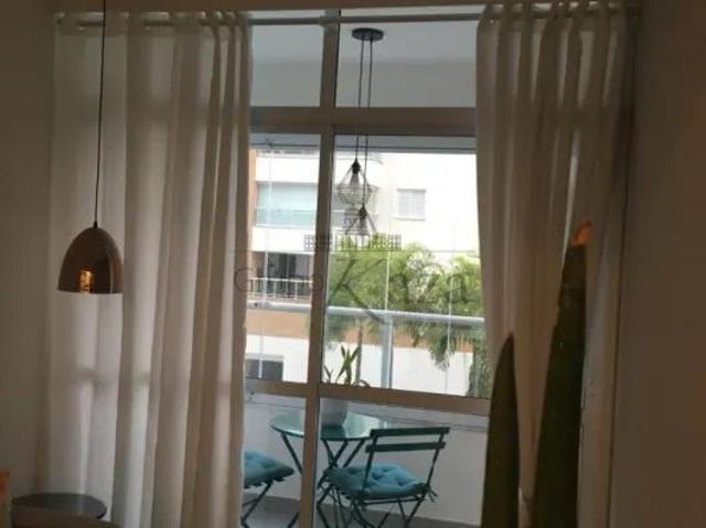 Apartamento com 2 Quartos para alugar, 80m² Condomínio Royal Park