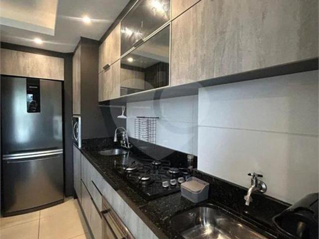 Apartamento com 2 Quartos, Suíte e Vaga no Bacacheri – Condomínio com Lazer Completo