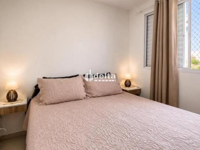 Apartamento com 2 quartos sendo 1 suíte disponível para venda no bairro Gávea em Uberlândia MG