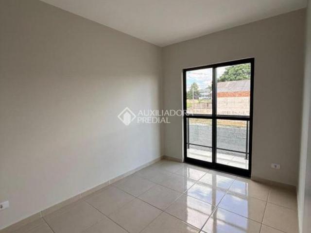 Apartamento com 2 quartos, sendo 1 suíte no Centro
