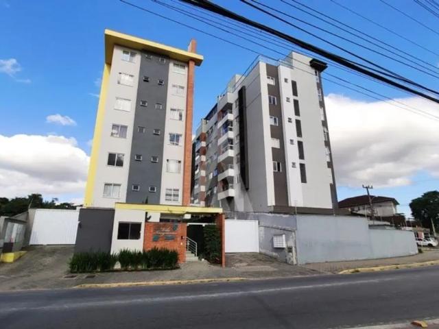 Apartamento com 2 quartos, sendo 1 suíte no bairro Bom Retiro
