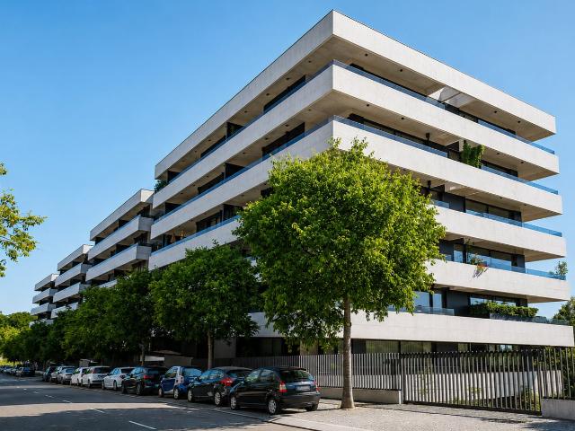 Apartamento com 2 quartos T2, totalmente mobilado, com ter. 154m² Mafamude