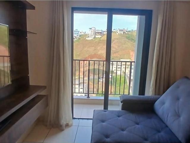 Apartamento com 2 Quartos, Varanda e Garagem – Manoel Honório, Juiz de Fora | 60 m²