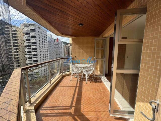 Apartamento com 2 quartos, 103 m²