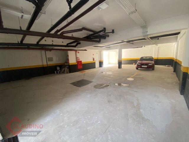 Apartamento com 2 quartos, 40 m², aluguel por R$ 1.800/mês ou à venda por R$ 400.000