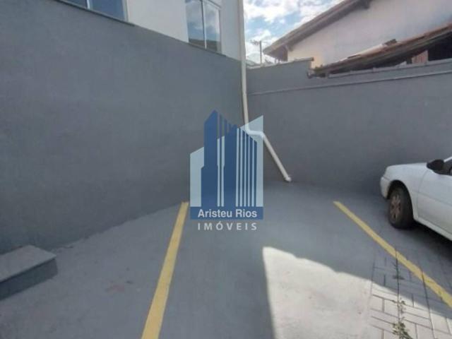 Apartamento com 2 quartos, 60 m²