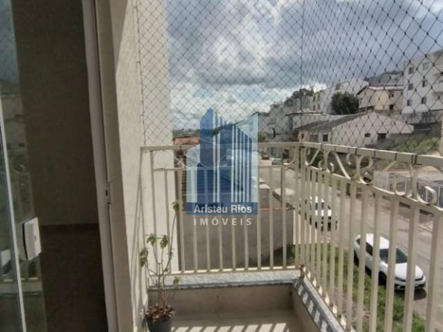 Apartamento com 2 quartos, 60 m²