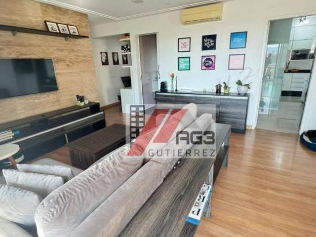 Apartamento com 2 suítes, closet, ar condicionado, depósito privativo e 2 vagas para venda na Vila R