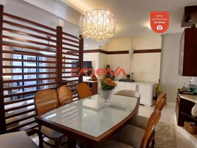 Apartamento com 2 suítes e 1 vaga à venda no Água Verde