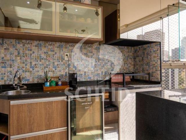 Apartamento com 2 suítes e varanda gourmet na Vila Clementino