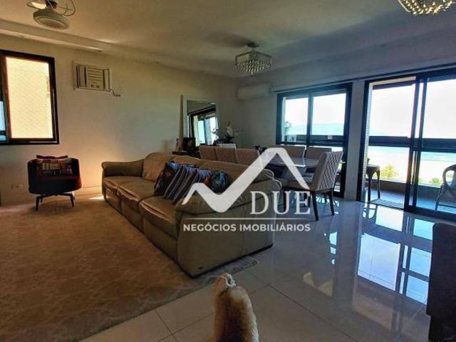 Apartamento com 2 suítes e frente total para o mar à venda, 160 m² por R$ 2.150.000 Pompéia Sant