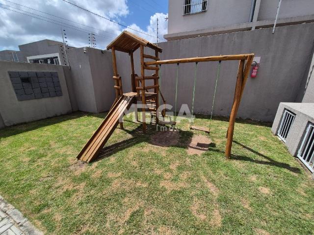 Apartamento com 2 suítes no bairro Palmirim em Caucaia, CE