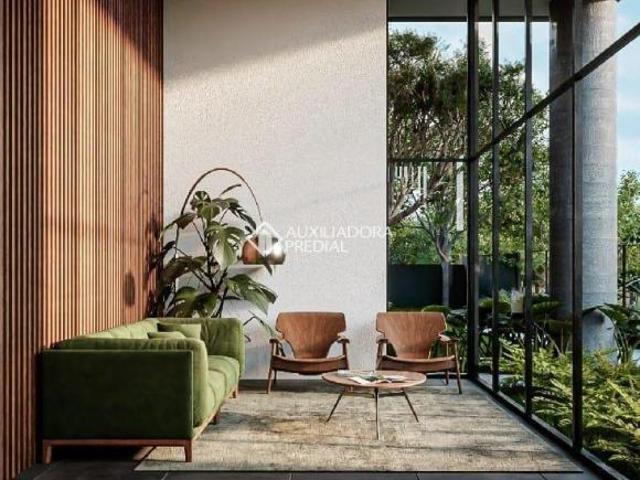 Apartamento com 2 suítes no bairro São José