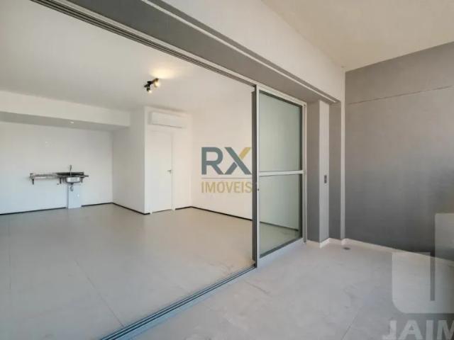 Apartamento, com 38 m² no bairro Consolação