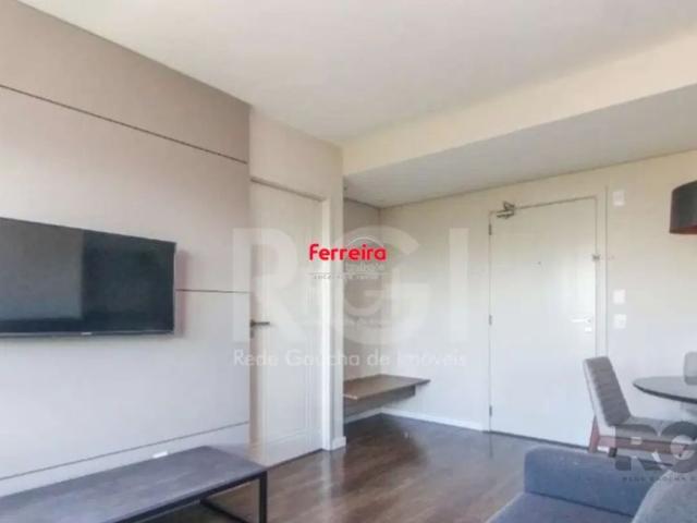 Apartamento com 43m², localizada=o no bairro Moinhos de Vento em Porto Alegre/RS