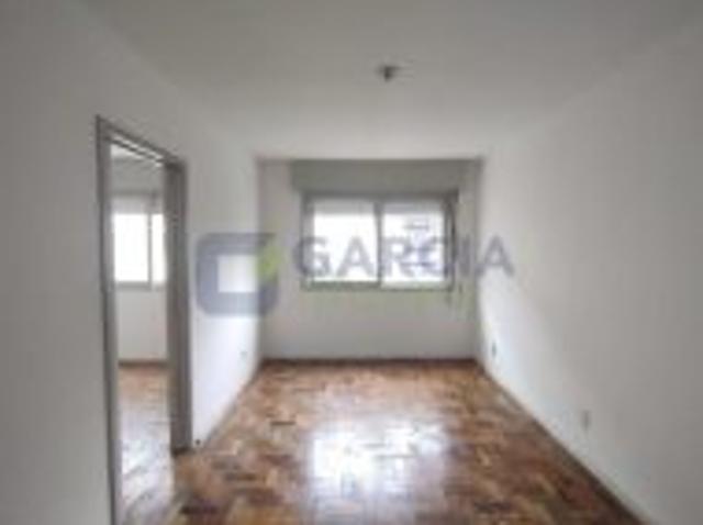 Apartamento com 46m², 1 dormitório no bairro Jardim Leopoldina em Porto Alegre