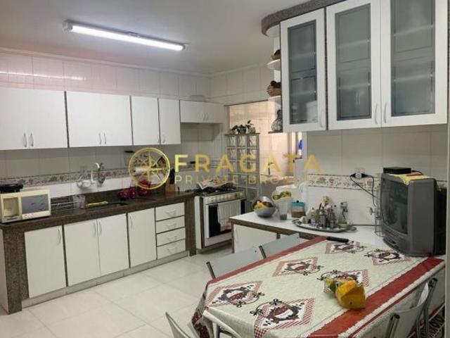 Apartamento com 4 dormitórios, 180 m² Higienópolis São Paulo/SP