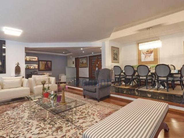 Apartamento com 4 dormitórios à venda, 365 m² por R$ 2.730.000,00 Água Verde Curitiba/PR