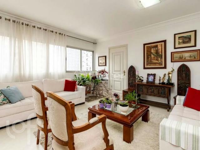 Apartamento com 4 dormitórios em São Paulo