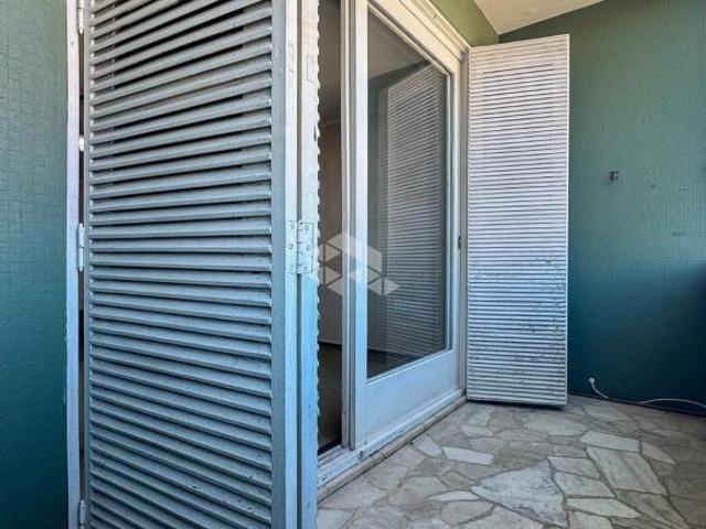 Apartamento com 4 dormitórios no bairro Farroupilha