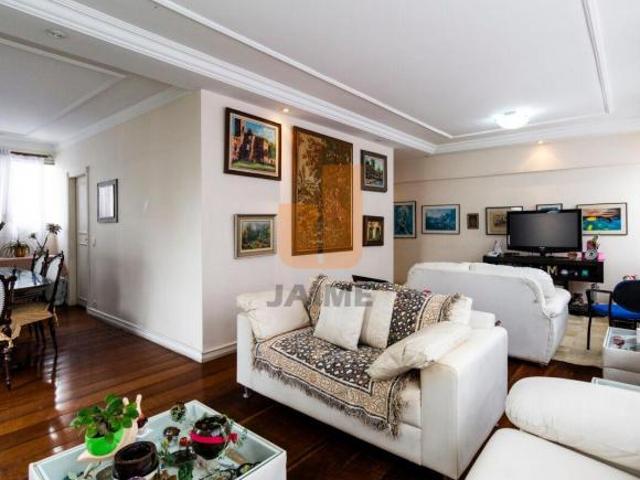 Apartamento com 4 dormitórios sendo 1 suíte e 2 vagas, ótima localização Higienópolis