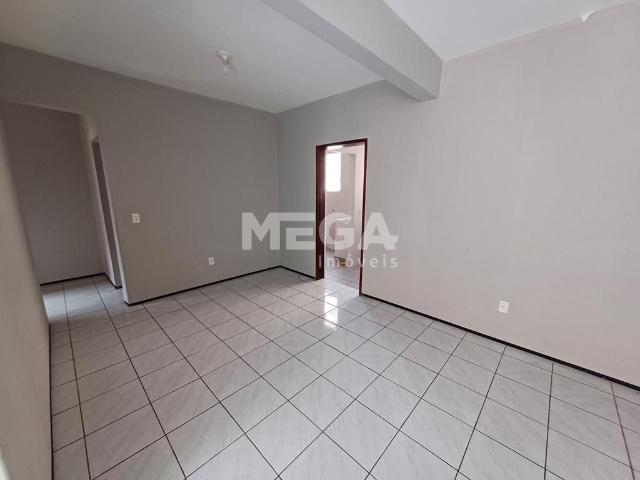Apartamento com 4 quartos no bairro Montese em Fortaleza, CE