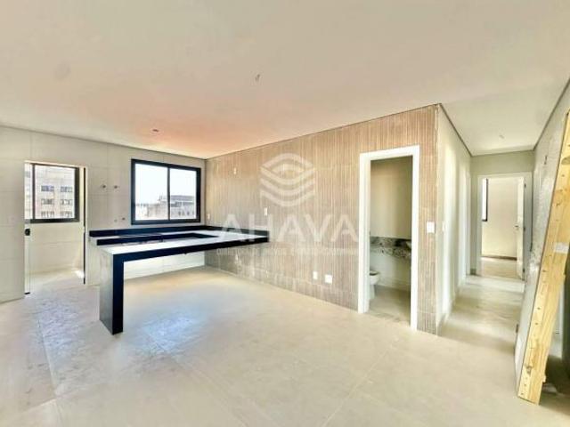 Apartamento com 4 Quartos à Venda, 104m²