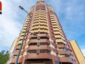 Apartamento com 4 quartos à venda, 225 m² por R$ 1.850.000 Centro Curitiba/PR