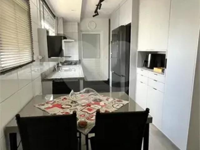 Apartamento com 4 quartos à venda em Cambuci SP