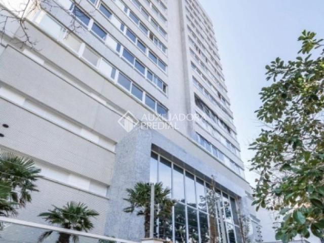 Apartamento com 3 quartos e 207m² para alugar em Rio Branco, Porto Alegre