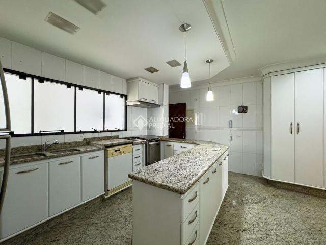 Apartamento com 4 quartos e 220m² para alugar em Jardim do Mar, São Bernardo do Campo