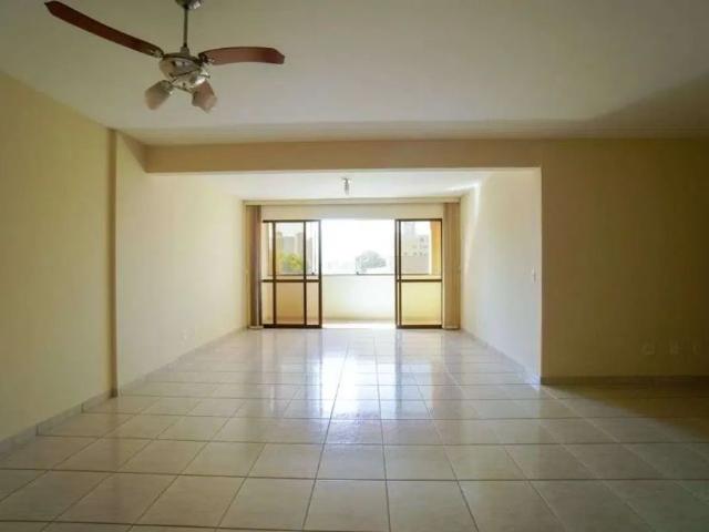 Apartamento com 4 quartos para alugar na Avenida C, 72, Jardim América, Goiânia
