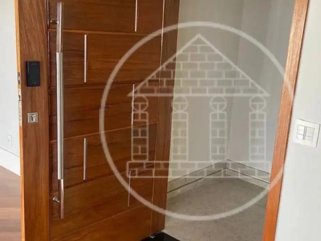 Apartamento com 4 quartos para alugar na Avenida Interlagos,, Jardim Marajoara, São Paulo
