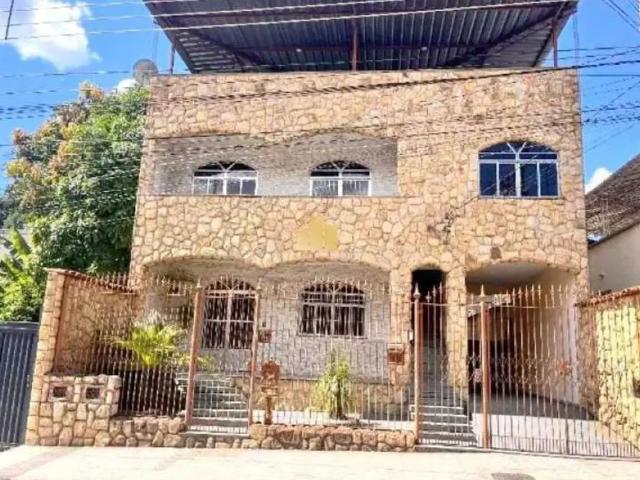 Apartamento com 4 quartos para alugar na Rua Coronel Quintão, Monte Castelo, Juiz de Fora