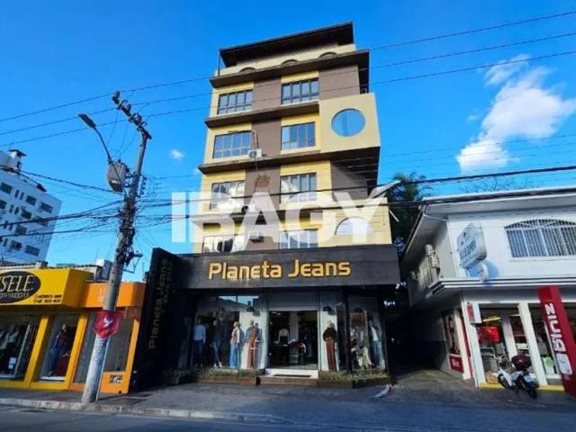 Apartamento com 4 quartos para alugar na Rua José Maria da Luz, 2827, Centro, Palhoça