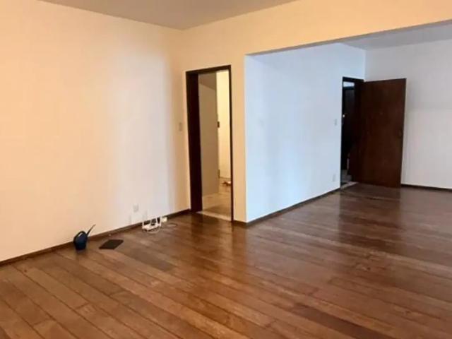 Apartamento com 4 quartos para alugar na Rua Macaúbas, Rio Vermelho, Salvador
