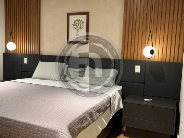 Apartamento com 4 quartos para alugar no bairro Alphaville Empresarial, 338m²