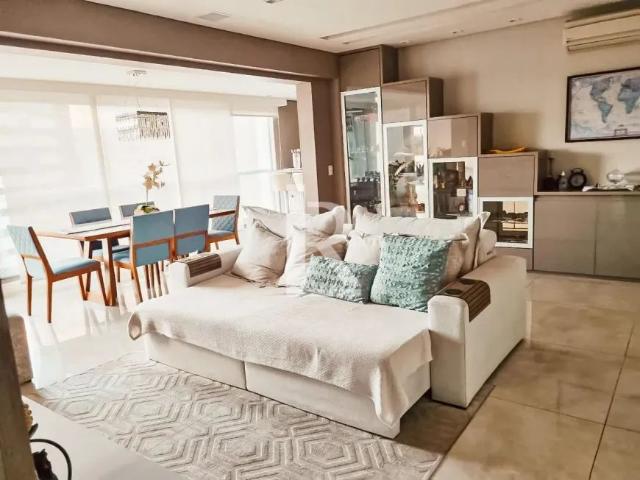 Apartamento com 4 Quartos para alugar, 147m² Vila Ema