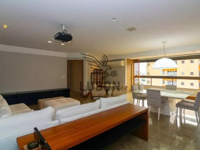Apartamento com 4 Quartos para alugar, 180m² Mata da Praia