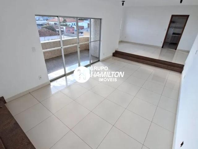 Apartamento com 4 quartos para alugar